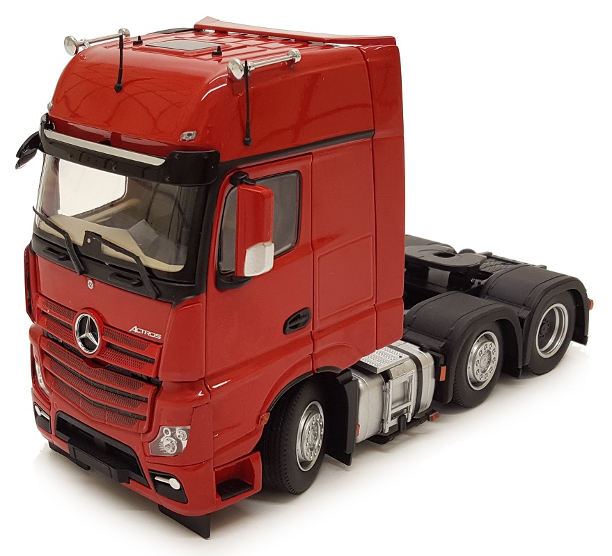 Mercedes-Benz Actros Gigaspace 6x2 Red